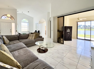 This beautiful 3-bedroom, 2-bath villa is a must-see--priced to on Aberdeen Golf and Country Club in Florida - for sale on GolfHomes.com, golf home, golf lot