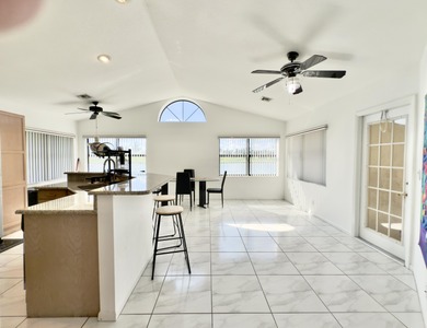 This beautiful 3-bedroom, 2-bath villa is a must-see--priced to on Aberdeen Golf and Country Club in Florida - for sale on GolfHomes.com, golf home, golf lot
