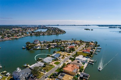 WELCOME TO PARADISE....e live the waterfront lifestyle bring on Pasadena Yacht and Country Club in Florida - for sale on GolfHomes.com, golf home, golf lot