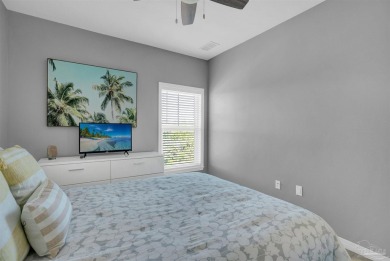 Stunning townhome in Lost Key Golf & Beach Club with 4bed/4bath on Lost Key Golf Club in Florida - for sale on GolfHomes.com, golf home, golf lot