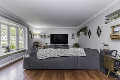 This inviting ranch-style home offers a great layout with a on Muncie Elks Country Club in Indiana - for sale on GolfHomes.com, golf home, golf lot