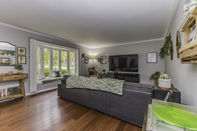 This inviting ranch-style home offers a great layout with a on Muncie Elks Country Club in Indiana - for sale on GolfHomes.com, golf home, golf lot