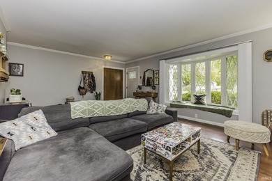 This inviting ranch-style home offers a great layout with a on Muncie Elks Country Club in Indiana - for sale on GolfHomes.com, golf home, golf lot