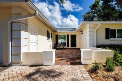 Under contract-accepting backup offers. One or more photo(s) has on Palm Aire Country Club of Sarasota in Florida - for sale on GolfHomes.com, golf home, golf lot