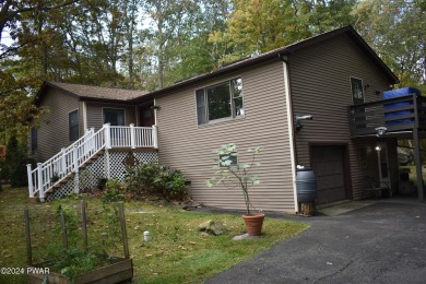 There's so much room in this 5 bedroom, 3 bath home that backs on Lords Valley Country Club, Inc in Pennsylvania - for sale on GolfHomes.com, golf home, golf lot