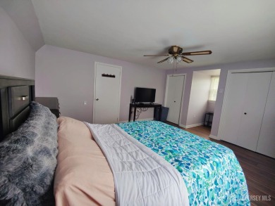 Cozy upper 1-Bedroom Home in one of New Jersey's Premier Gated on Rossmoor Golf Club in New Jersey - for sale on GolfHomes.com, golf home, golf lot