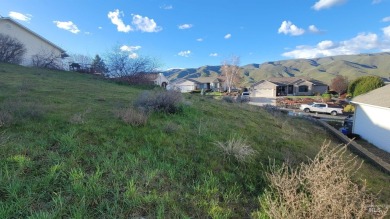 Bring your vision to life and build your dream home on this on Quail Ridge Golf Course in Washington - for sale on GolfHomes.com, golf home, golf lot