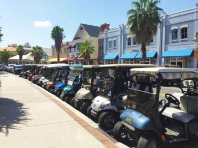 One or more photo(s) has been virtually staged. *Charming on El Diablo Executive Golf Course in Florida - for sale on GolfHomes.com, golf home, golf lot