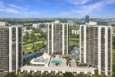 Excellent 1/1.5 in desired Aventura Area with 913 sqft. Ideal on Turnberry Isle Resort and Club in Florida - for sale on GolfHomes.com, golf home, golf lot