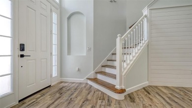Located in Greenbrook Run of Lakewood Ranch, home has low HOA on Lakewood Ranch Golf and Country Club in Florida - for sale on GolfHomes.com, golf home, golf lot