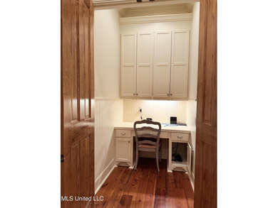 Excellent, well cared for home located on a corner lot in on Reunion Golf Club in Mississippi - for sale on GolfHomes.com, golf home, golf lot