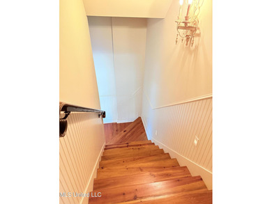 Excellent, well cared for home located on a corner lot in on Reunion Golf Club in Mississippi - for sale on GolfHomes.com, golf home, golf lot