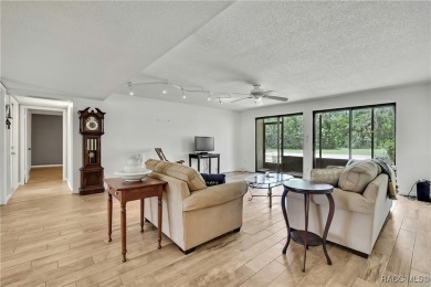 This charming pet-friendly 2-bedroom, 2-bathroom condo is a on Sugarmill Woods Golf and Country Club in Florida - for sale on GolfHomes.com, golf home, golf lot