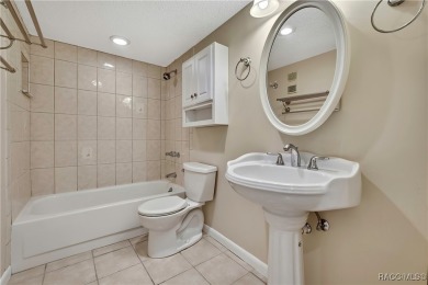 This charming pet-friendly 2-bedroom, 2-bathroom condo is a on Sugarmill Woods Golf and Country Club in Florida - for sale on GolfHomes.com, golf home, golf lot