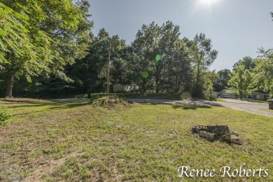 Discover country living in this 3-bedroom, 1.5-bath contemporary on Thoroughbred Golf Club in Michigan - for sale on GolfHomes.com, golf home, golf lot