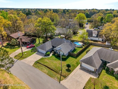 Welcome home to Diamondhead, just off I-10 between New Orleans on Diamondhead Country Club in Mississippi - for sale on GolfHomes.com, golf home, golf lot