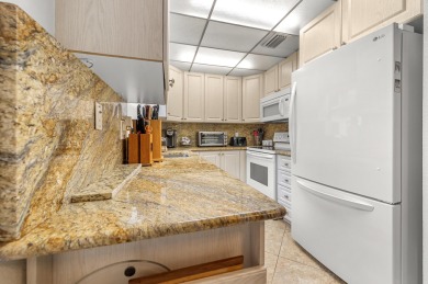 Welcome to this well-maintained 55+ unit In Kings Point Gated on Kings Point Golf -Flanders Way in Florida - for sale on GolfHomes.com, golf home, golf lot