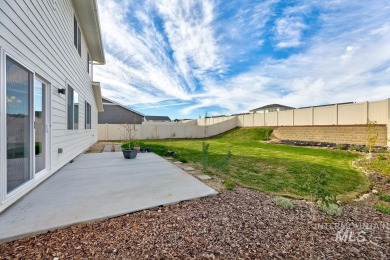 Built in 2023 and meticulously maintained by one owner, this on Hunters Point Golf Club in Idaho - for sale on GolfHomes.com, golf home, golf lot