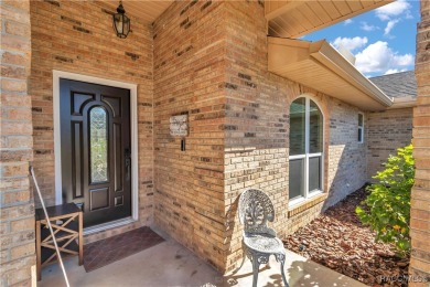 *LISTED UNDER APPRAISAL VALUE* Welcome to this recently updated on Glen Abbey Golf Club in Florida - for sale on GolfHomes.com, golf home, golf lot