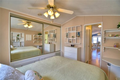 BEAUTIFUL WELL-MAINTAINED FLORIDA GETAWAY OR FULL-TIME LIVING in on Southern Dunes Golf and Country Club in Florida - for sale on GolfHomes.com, golf home, golf lot