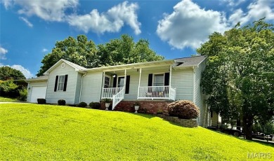 This 4-bedroom, 3-bath beauty in the desirable Fairway Estates on Bent Creek Golf Course in Missouri - for sale on GolfHomes.com, golf home, golf lot