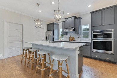 This beautifully updated 4-bedroom, 3.5-bath charming Craftsman on Dubsdread Golf Course in Florida - for sale on GolfHomes.com, golf home, golf lot