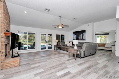 *LISTED UNDER APPRAISAL VALUE* Welcome to this recently updated on Glen Abbey Golf Club in Florida - for sale on GolfHomes.com, golf home, golf lot