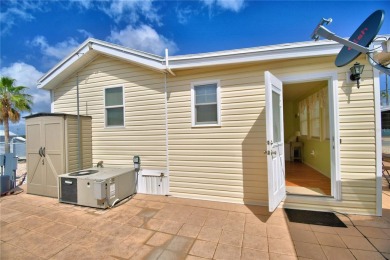 BEAUTIFUL WELL-MAINTAINED FLORIDA GETAWAY OR FULL-TIME LIVING in on Southern Dunes Golf and Country Club in Florida - for sale on GolfHomes.com, golf home, golf lot