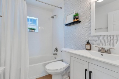 This beautifully updated 4-bedroom, 3.5-bath charming Craftsman on Dubsdread Golf Course in Florida - for sale on GolfHomes.com, golf home, golf lot