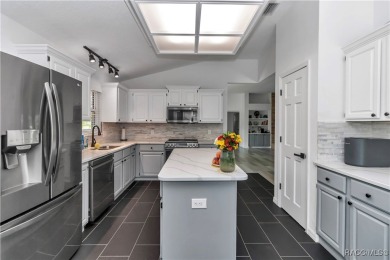 *LISTED UNDER APPRAISAL VALUE* Welcome to this recently updated on Glen Abbey Golf Club in Florida - for sale on GolfHomes.com, golf home, golf lot