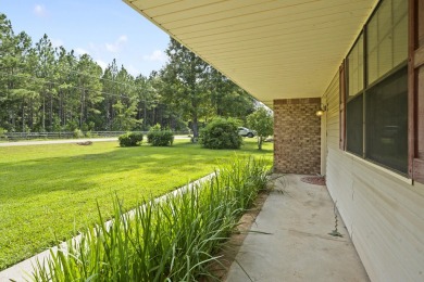 Lakefront Living... Welcome home to this 3BD / 2BA with separate on Pine Creek Golf Club in Mississippi - for sale on GolfHomes.com, golf home, golf lot