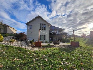 Start Showing Date: 11/1/2025 OPEN HOUSE 11/1/25 from 1-3 PM on Eagle Glen Golf Club in Indiana - for sale on GolfHomes.com, golf home, golf lot