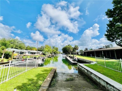 Charming and Updated Crystal River Condo - Perfect for Easy on Plantation Inn and Golf Resort  in Florida - for sale on GolfHomes.com, golf home, golf lot