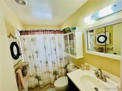 Charming and Updated Crystal River Condo - Perfect for Easy on Plantation Inn and Golf Resort  in Florida - for sale on GolfHomes.com, golf home, golf lot