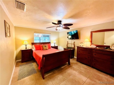 Charming and Updated Crystal River Condo - Perfect for Easy on Plantation Inn and Golf Resort  in Florida - for sale on GolfHomes.com, golf home, golf lot