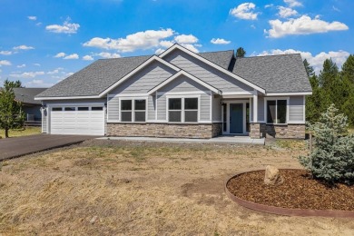 Turnkey, fully furnished McCall mountain getaway - Newly on McCall Municipal Golf Course in Idaho - for sale on GolfHomes.com, golf home, golf lot