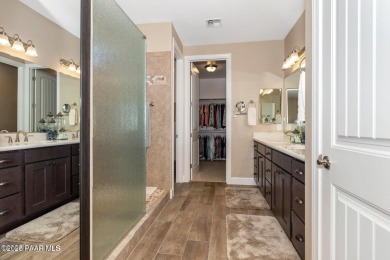 Your search is over. A beautiful newer home in the heart of the on StoneRidge Golf Course in Arizona - for sale on GolfHomes.com, golf home, golf lot