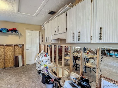 Welcome to 1011 SE 4th Ave., Crystal River -- a unique on Plantation Inn and Golf Resort  in Florida - for sale on GolfHomes.com, golf home, golf lot