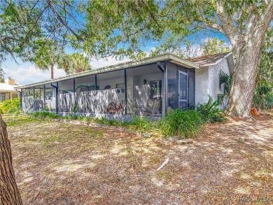 Welcome to 1011 SE 4th Ave., Crystal River -- a unique on Plantation Inn and Golf Resort  in Florida - for sale on GolfHomes.com, golf home, golf lot