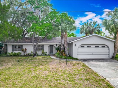 Welcome to 1011 SE 4th Ave., Crystal River -- a unique on Plantation Inn and Golf Resort  in Florida - for sale on GolfHomes.com, golf home, golf lot