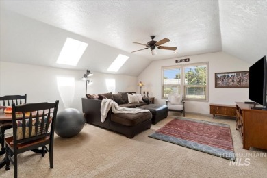 Beautiful split-bedroom home in Ashford Greens is a golfer's on Lakeview Golf Club in Idaho - for sale on GolfHomes.com, golf home, golf lot