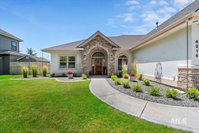Beautiful split-bedroom home in Ashford Greens is a golfer's on Lakeview Golf Club in Idaho - for sale on GolfHomes.com, golf home, golf lot