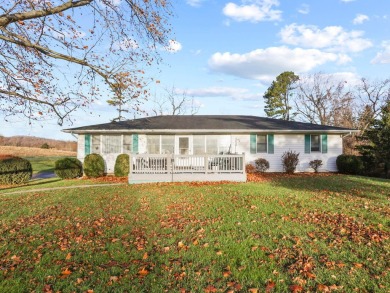 This charming 4-bedroom, 2-bath ranch home is located on 0.63 on Lancaster Country Club in Ohio - for sale on GolfHomes.com, golf home, golf lot