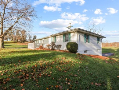 This charming 4-bedroom, 2-bath ranch home is located on 0.63 on Lancaster Country Club in Ohio - for sale on GolfHomes.com, golf home, golf lot