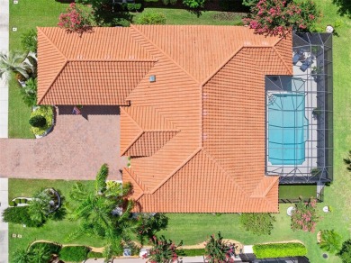 Under contract-accepting backup offers. LUXURIOUS 3 BEDROOM 2.5 on Venetian Bay Golf Course in Florida - for sale on GolfHomes.com, golf home, golf lot