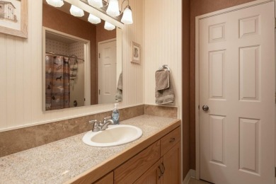 Exceptionally well maintained end unit townhome on the 6th green on Eagle Crest Golf Resort - Resort Course in Oregon - for sale on GolfHomes.com, golf home, golf lot