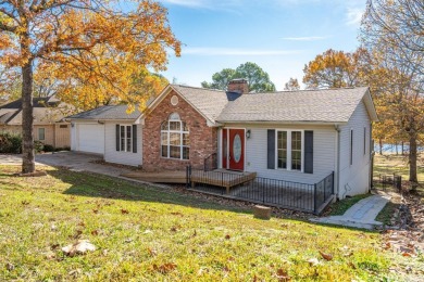 Comfortable handicap accessible home with large deck overlooking on Diamondhead Golf and Country Club in Arkansas - for sale on GolfHomes.com, golf home, golf lot