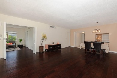 DELUXE CORNER UNIT WITH EXTRA WINDOWS - EASY TO SHOW - ALL AGES on Palm-Aire Country Club and Resort - The Oaks in Florida - for sale on GolfHomes.com, golf home, golf lot