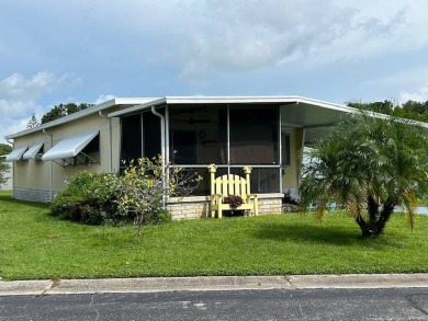 Here is your new Central Florida get-away that has everything on Wedgewood Golf Club in Florida - for sale on GolfHomes.com, golf home, golf lot