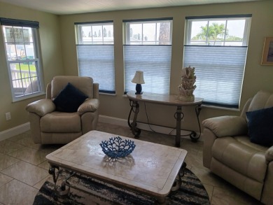 LOCATION! LOCATION!! -- RENOVATED -- 2 BEDROOM, 2 BATH. Located on Spessard Holland Golf Course in Florida - for sale on GolfHomes.com, golf home, golf lot
